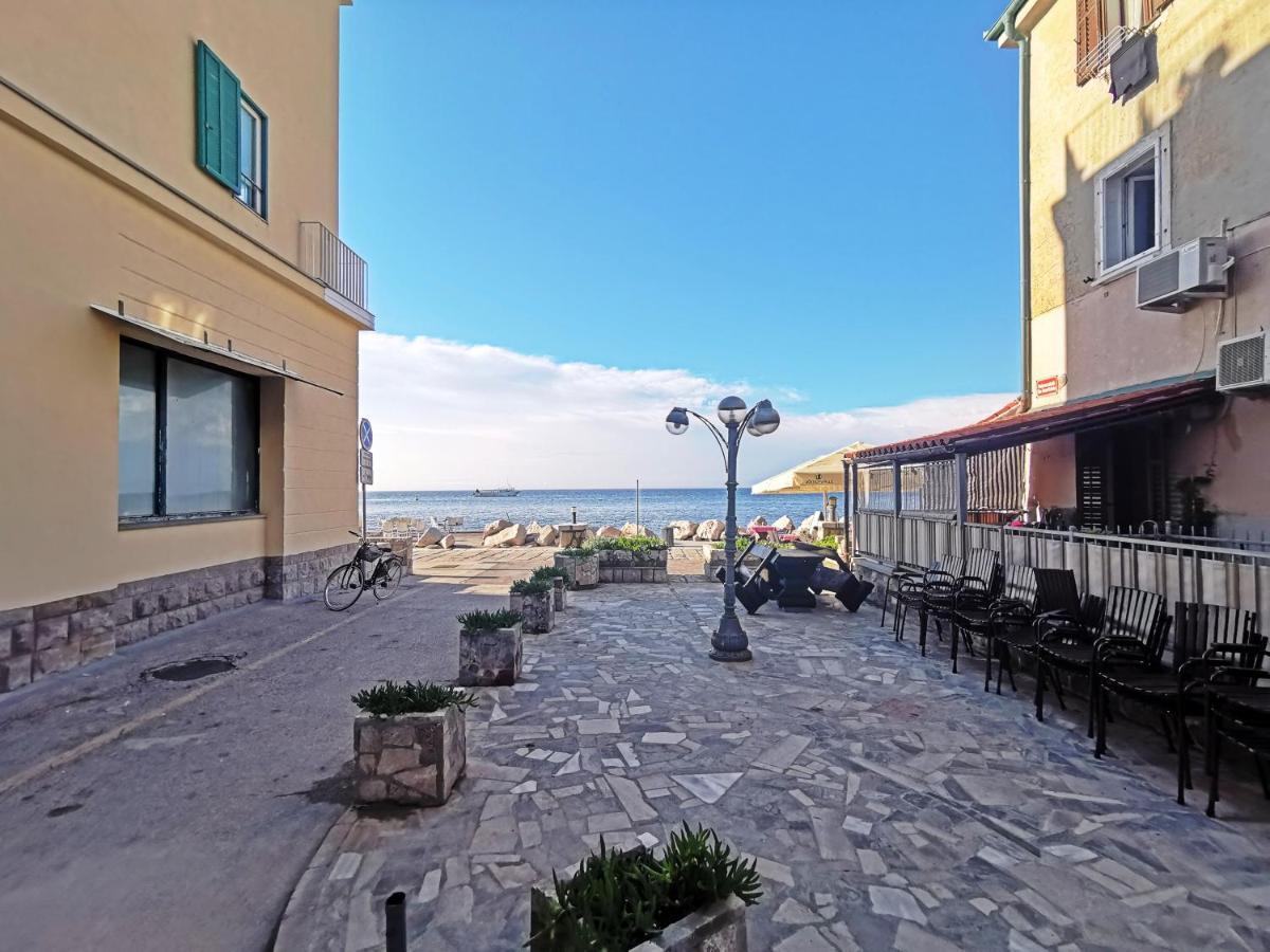 Ribiska Hisa - Old Piran Fisherman'S House المظهر الخارجي الصورة